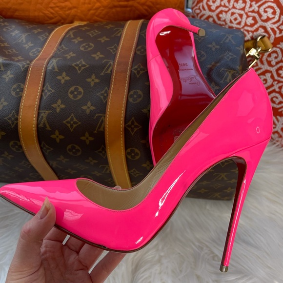 Christian Louboutin Shoes - Host pick🌸So Kate louboutin pink red bottoms 38.5